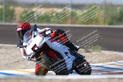 media/Sep-20-2025-TrackDaz (Sat) [[27f0cde673]]/A Group/2pm (Turn 9)/